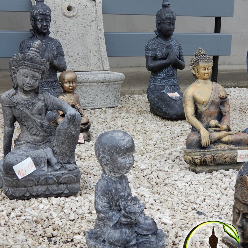 Mindent 'Is' kerti dekoráció 69